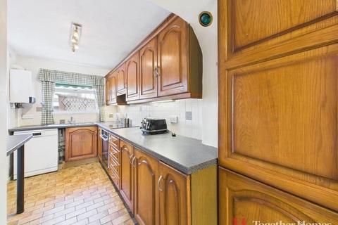 3 bedroom terraced house for sale, Tangmere Crescent, Hornchurch