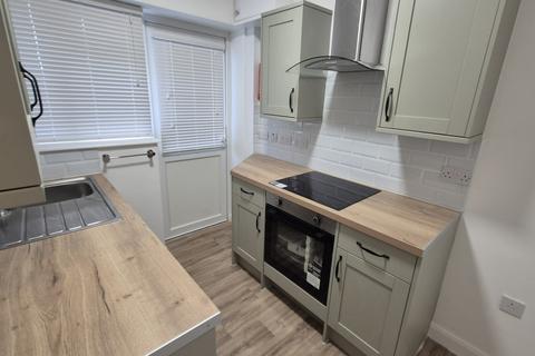 2 bedroom flat to rent, Bell Lane, Hendon