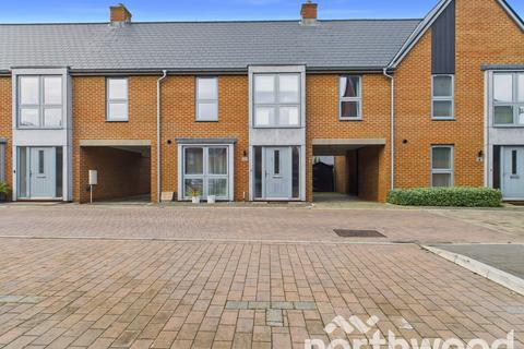 3 bedroom house for sale, Darter Row, Conningbrook Lakes, Ashford, TN24