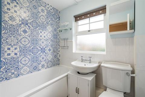 3 bedroom terraced house for sale, Kilsby Grove, Hillfield, Solihull