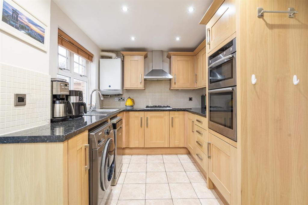 8 Kilsby Grove 12.jpg