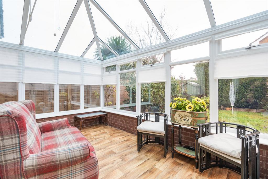 8 Kilsby Grove 15.jpg