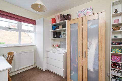 3 bedroom terraced house for sale, Kilsby Grove, Hillfield, Solihull