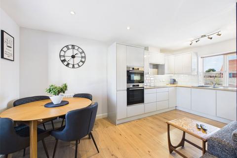 3 bedroom coach house for sale, Rosebay Gardens, Cheltenham, Gloucestershire, GL51