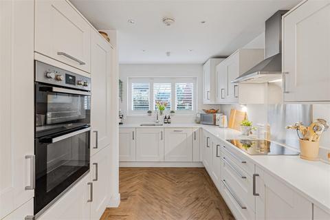 undefined, Bicton Close, Bicester