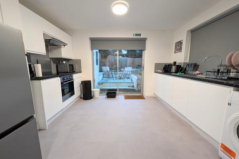 3 bedroom terraced house for sale, Haldane Close, Muswell Hill N10