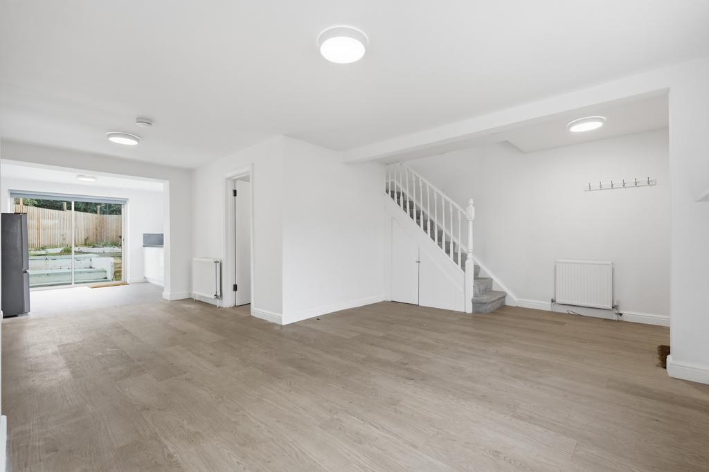 3 Bed Terrace House