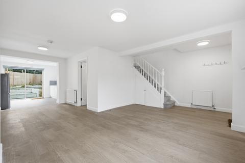 3 bedroom terraced house for sale, Haldane Close, Muswell Hill N10