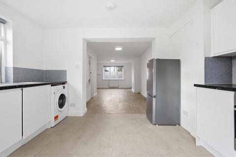 3 bedroom terraced house for sale, Haldane Close, Muswell Hill N10