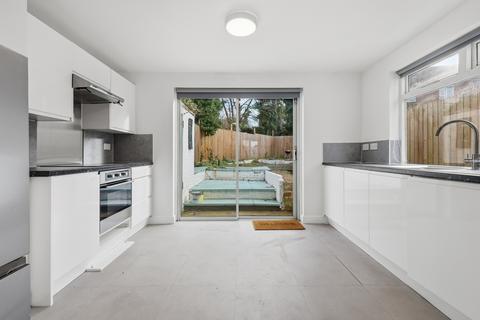 3 bedroom terraced house for sale, Haldane Close, Muswell Hill N10