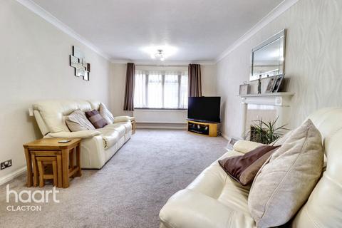 4 bedroom detached house for sale, Burr Close, HARWICH