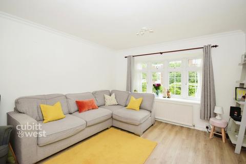 undefined, Station Road Redhill RH1