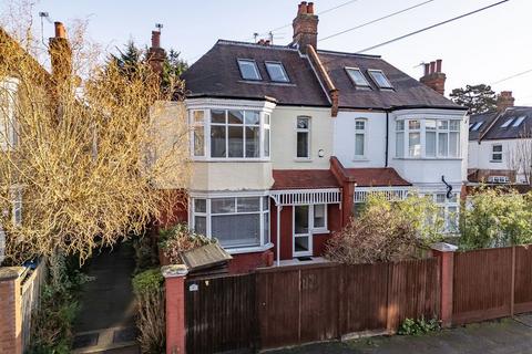 3 bedroom terraced house for sale, Laurel Road, London SW20
