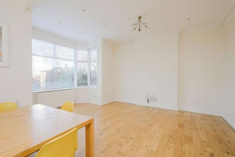 3 bedroom terraced house for sale, Laurel Road, London SW20