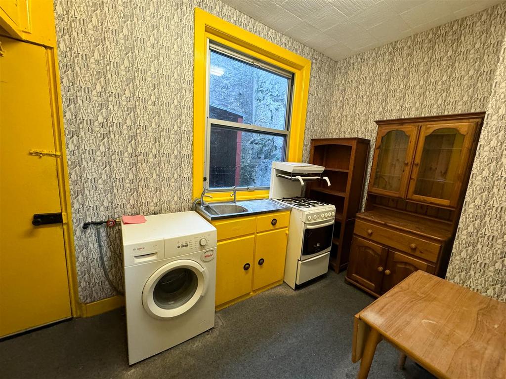Basic kitchen area
