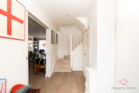 undefined, Lyndhurst Avenue, Mill Hill, NW7
