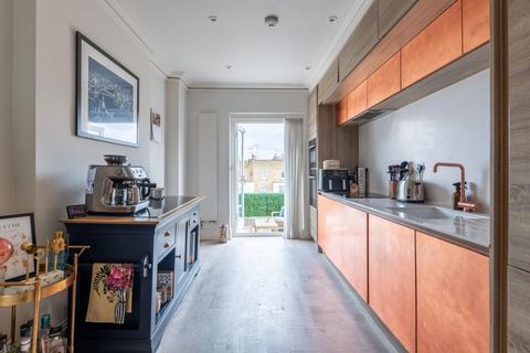 2 bedroom flat for sale, St. Petersburgh Place, Bayswater, London