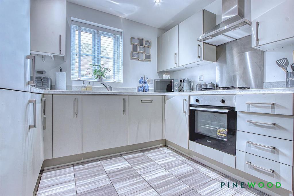 Kitchen diner