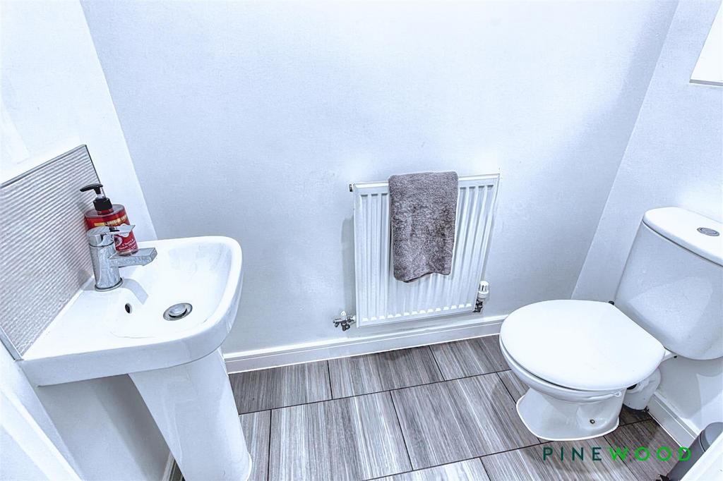 Ground floor wc