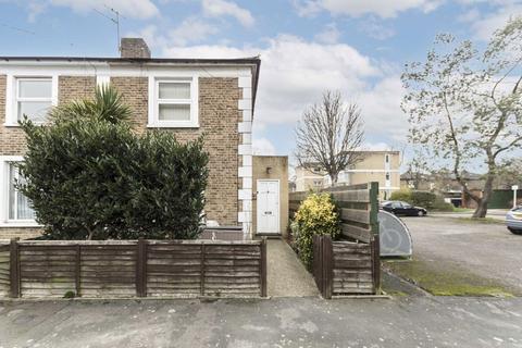 1 bedroom flat to rent, Crown Terrace, Richmond TW9