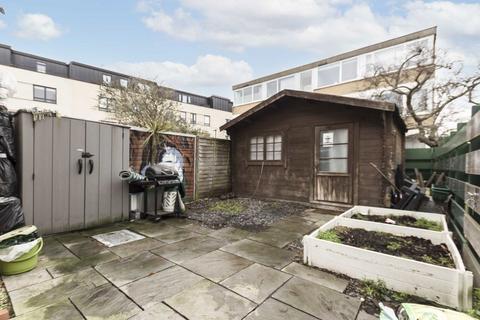 1 bedroom flat to rent, Crown Terrace, Richmond TW9