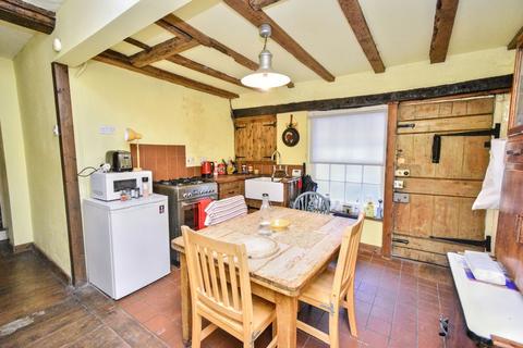 2 bedroom flat for sale, Queens Court, Ramsgate CT11