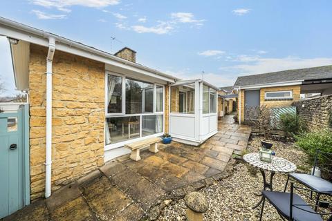 3 bedroom detached bungalow for sale, Kings Sutton,  Banbury,  OX17