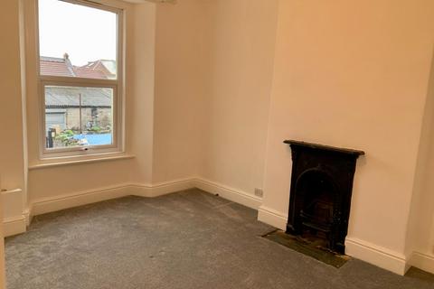 3 bedroom house share to rent, Churchill Road, Weston-super-Mare, Somerset