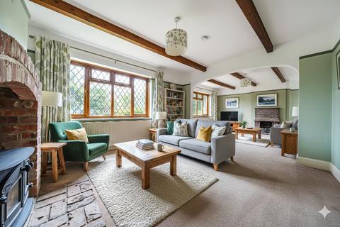 4 bedroom semi-detached house for sale, Fircroft Avenue, Lancing, West Sussex, BN15
