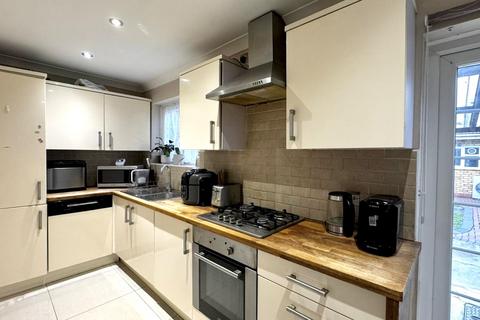 3 bedroom end of terrace house for sale, Chatfield, Slough, Berkshire, SL2