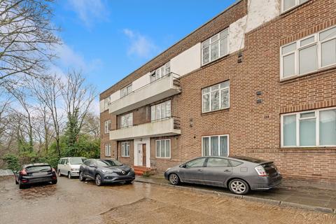 2 bedroom flat to rent, Blackbird Hill, London NW9