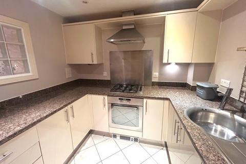 2 bedroom apartment to rent, London Road, Guildford GU1