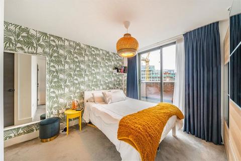 2 bedroom flat to rent, Webber Street, London SE1