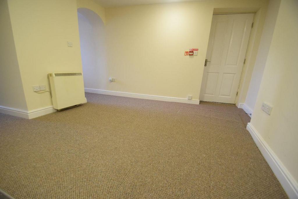 Open Plan Lounge, Dining &amp; Kitchen Area
