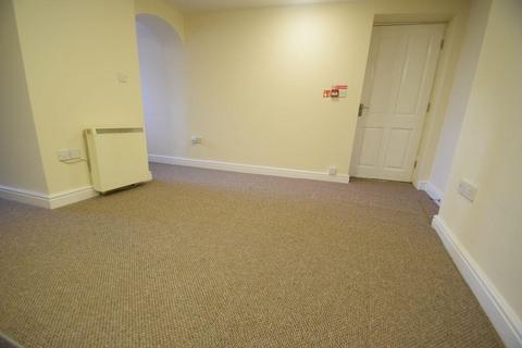 1 bedroom flat to rent, High Street, Newport