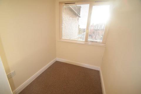 1 bedroom flat to rent, High Street, Newport