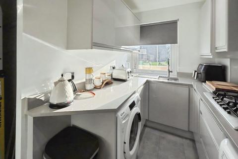 2 bedroom flat for sale, Greens Place, South Shields, Tyne and Wear, NE33 2AE