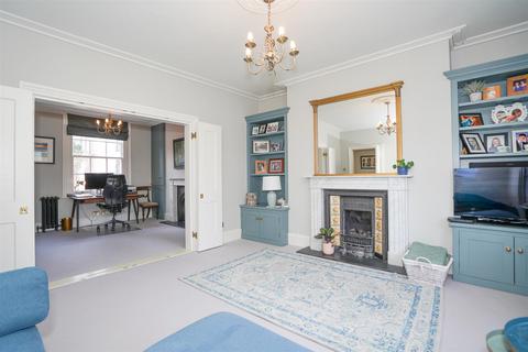 4 bedroom townhouse for sale, Portland Street, Leamington Spa