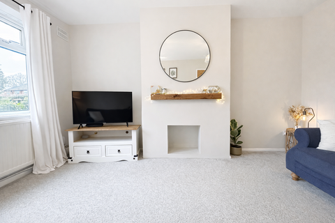3 bedroom semi-detached house for sale, Kenilworth Road, Cheadle Heath, SK3