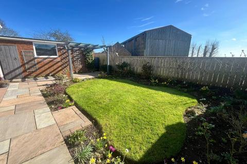 2 bedroom semi-detached bungalow for sale, Hollycroft, Barmston, YO25 8PP