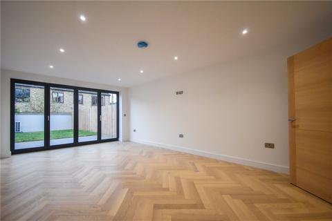 3 bedroom terraced house for sale, High Street, Chesterton, Cambridge, Cambridgeshire, CB4
