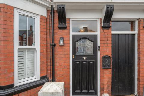 4 bedroom end of terrace house for sale, Oswestry SY11