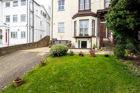 1 bedroom flat for sale, Cobham Terrace, Bean Road, Greenhithe