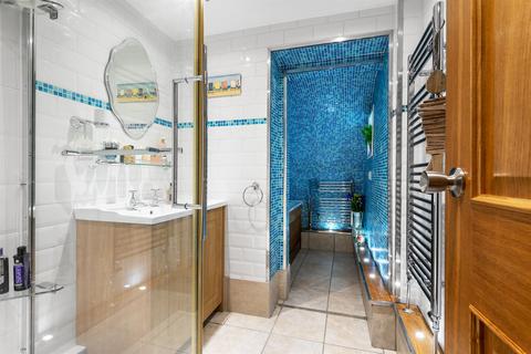 1 bedroom flat for sale, Cobham Terrace, Bean Road, Greenhithe