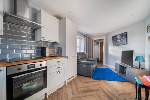 1 bedroom maisonette for sale, Winchester Road, Waltham Chase, Southampton, Hampshire, SO32