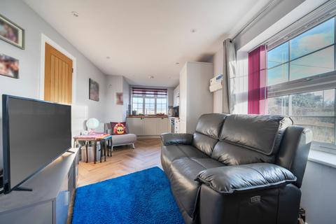 1 bedroom maisonette for sale, Winchester Road, Waltham Chase, Southampton, Hampshire, SO32