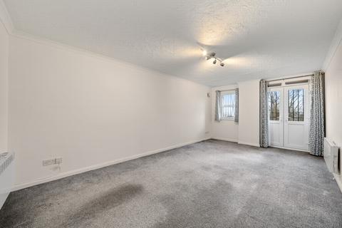 2 bedroom flat to rent, Baxter House, Horniman Drive, London, SE23