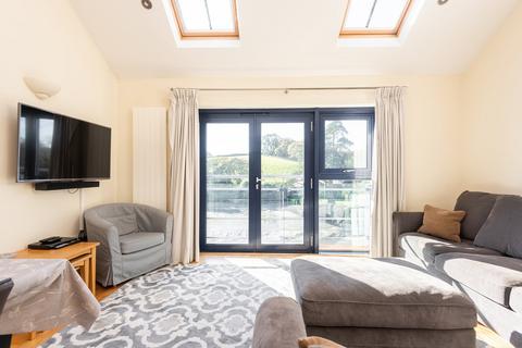 3 bedroom penthouse for sale, Crabshell Quay, Embankment Road, Kingsbridge, Devon