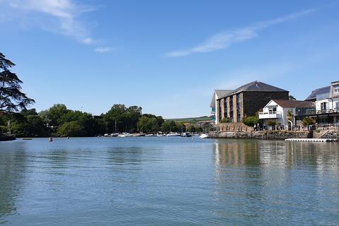 3 bedroom penthouse for sale, Crabshell Quay, Embankment Road, Kingsbridge, Devon