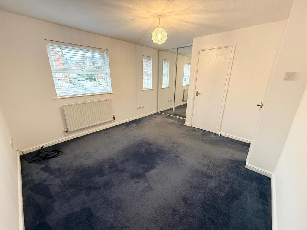 Bedroom 1.jpeg